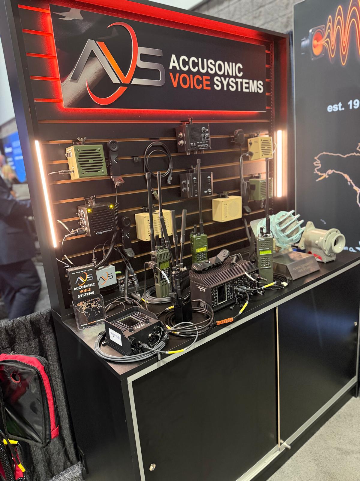 RF Española participa en AUSA Annual Meeting & Exposition 2026 en el stand de Accusonic Voice Systems